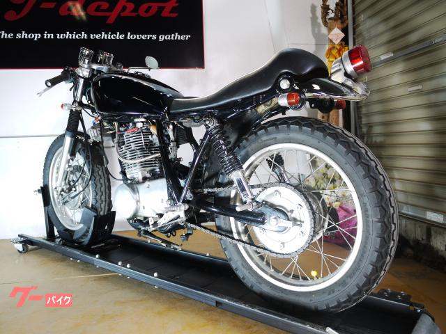 ヤマハ SR400 1JR 社外メーター セパハン スーパートラップ