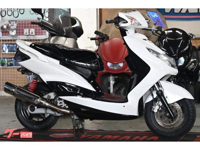 シグナスＸ　外装新品　インナー新品　艶あり黒　エナメルシート　前後タイヤ新品