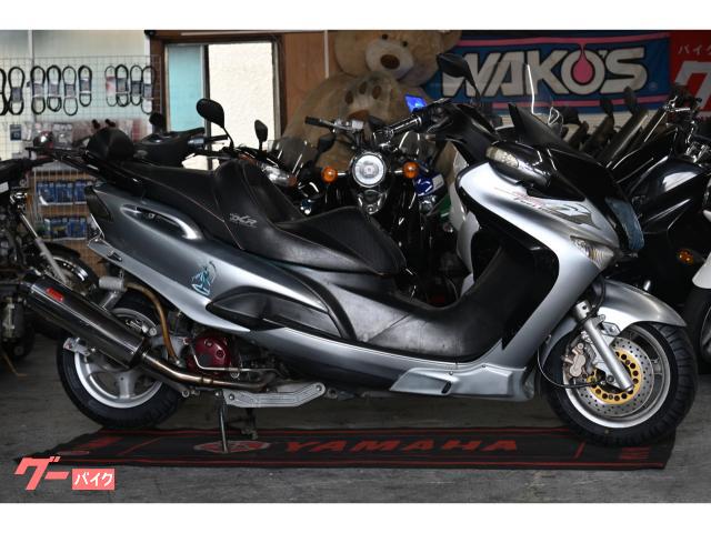 マジェスティ１２５ＦＩ　前後タイヤ新品　電動ミラー　ロンホイ