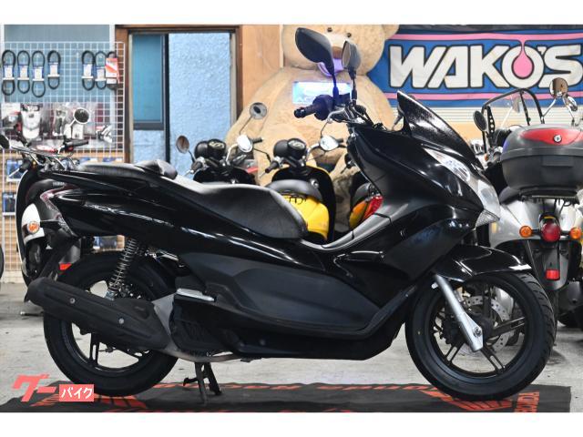 ＰＣＸ　前後タイヤ新品　リアキャリア付き