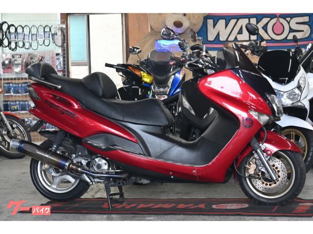 マジェスティ１２５ＦＩ　バーハン化　タンデムバー　マフラー　フェンダーレス