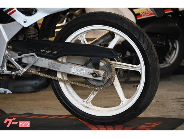 ホンダ NS－1 ロスマンズ 前後タイヤ新品 銀ポッシュ｜ACE