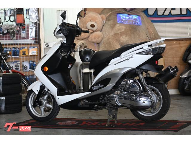 ヤマハ シグナスX 3型 台湾仕様 Fタイヤ新品 スーパーコンバット