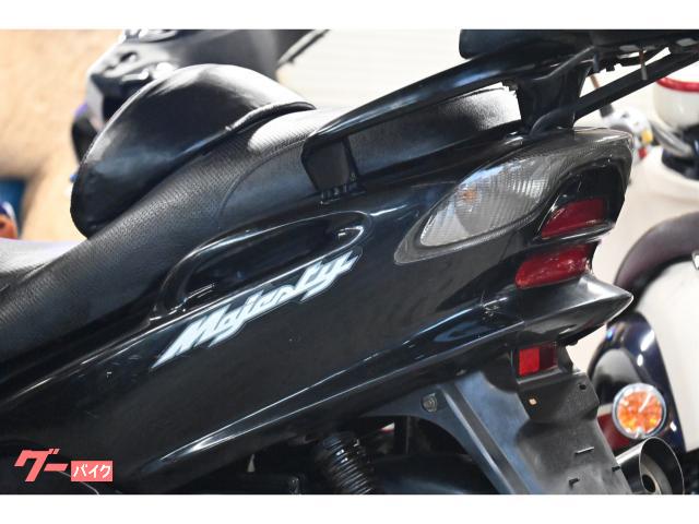 ヤマハ マジェスティ125FI ROSSOマフラー リアボックス付き