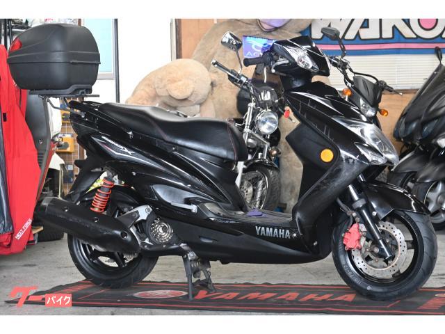 シグナスＸ　３型　台湾仕様　リアボックス　Ｆタイヤ新品