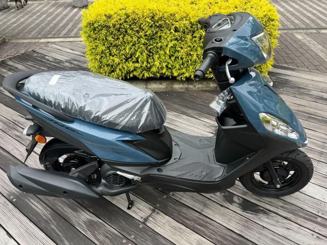 ヤマハ ジョグ 125(SEJ5J) 純正シート 新車外し・極美品 送料込み