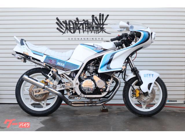 BEET RACINGSPIRITS カウル ホワイトCBR400F cbr BEET（ビート） ☆BEET☆シートカウル☆CBR400F☆ : ワンポイント