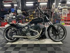 ＨＡＲＬＥＹ−ＤＡＶＩＤＳＯＮ　ＦＸＢＲＳ　ソフテイル　ブレイクアウト１１４　ハンドル　リアフェンダー　マフラー　エアークリーナー交換　コンピューターチューニング