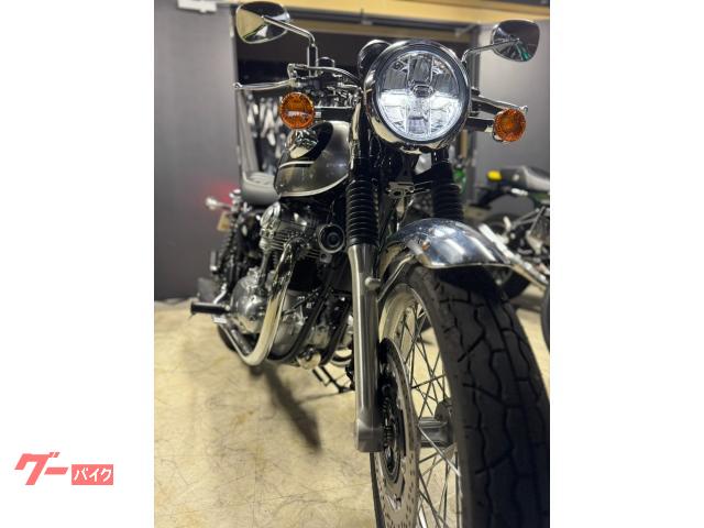 Ｗ８００