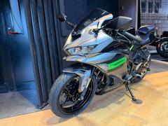 カワサキ　Ｎｉｎｊａ　ＺＸ−２５Ｒ　ＳＥ