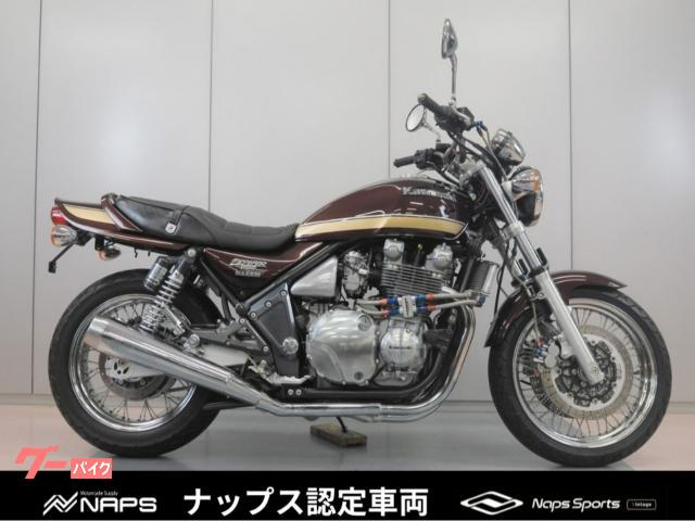 ＺＥＰＨＹＲ１１００ＲＳ　２００２年モデル　１年保証　オイルクーラー　ハンドル　フェンダーレス　カスタム
