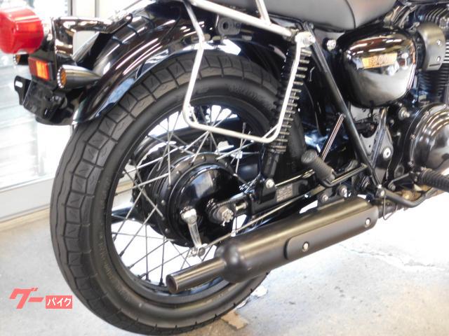 カワサキ W800 スペシャルエディション USB リアキャリア