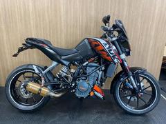 ＫＴＭ　２００デューク　　２０１４年モデル　ブラック　スクリーン　マフラー　フェンダーレス