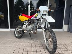 ホンダ　ＣＲＭ８０　カウルペイント　タイヤ新品　シート張替え