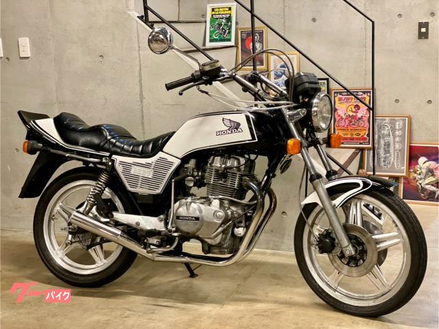 ホンダ ＣＢ４００Ｎ 黒白パンダカラー ホーク３ エバハン メッキ集合管 ＮＥＷタックロールシート ＢＥＥＴフェンダー  羽テール｜ＫＭＤ横浜｜新車・中古バイクなら【グーバイク】