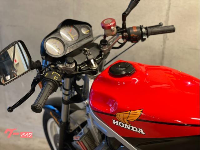 HONDA CBR400Fバイクタンク 赤黒 HONDA CBR400Fバイクタンク 赤黒
