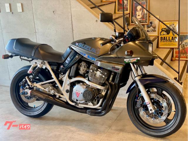 ＧＳＸ４００Ｓ　ＫＡＴＡＮＡ　グレー　ヨシムラマフラー　サブフレーム　エンジンスライダー