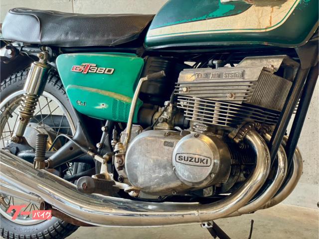 SUZUKI GT380 オートバイ ミニチュアモデル グリーン SUZUKI GT380