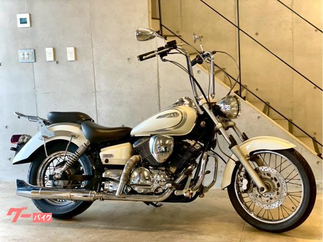 ドラッグスター２５０　ホワイト　アップハン　フィッシュマフラー　リアキャリア