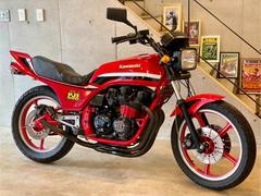 カワサキ　Ｚ４００ＧＰ　国内物　昭和５７年式　ＢＥＥＴテールカウル　角目ヘッドライト　スネークタイプマフラー　フェンダーレス仕様