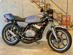 ヤマハ　ＲＤ２５０　シルバー　最終型カラー　セパレートハンドル　ルーニーチャンバー