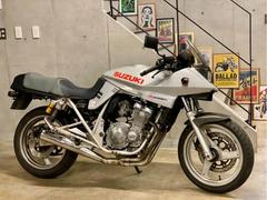 スズキ　ＧＳＸ２５０Ｓ　ＫＡＴＡＮＡ　シルバー　ヨシムラサイクロン　オーリンズ