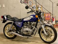 スズキ　ＧＳ４００　ブルーシルバーラメ　星形キャストホイール　メッキ集合管　絞りハンドル　タックロールシート