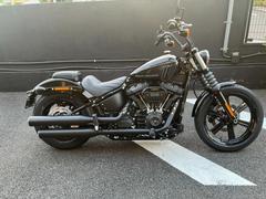 ＨＡＲＬＥＹ−ＤＡＶＩＤＳＯＮ　ＦＸＢＢＳ　ソフテイルストリートボブ１１４　２０２４年モデル　ビビッドブラック