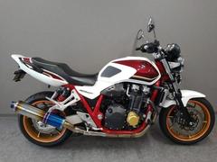 ホンダ　ＣＢ１３００Ｓｕｐｅｒ　Ｆｏｕｒ　クイックシフター　クルコン　ワイバーン　フェンダーレス　スライダー　ＵＳＢポート×２　ＥＴＣ