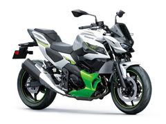 カワサキ　Ｚ７　Ｈｙｂｒｉｄ