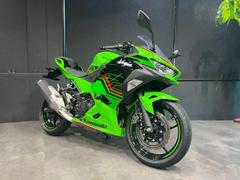 カワサキ　Ｎｉｎｊａ　４００　ＫＲＴ