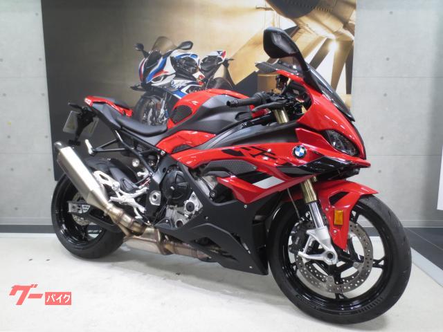 Ｓ１０００ＲＲ　エレクトロニックサスペンション　ヒルスターティングブレーキ　グリップヒーター　クルーズＣｔｒｌ　ＥＴＣ２．０