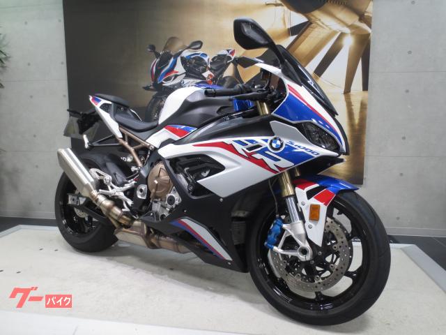 Ｓ１０００ＲＲ　Ｍパッケージ・カーボンホイール　エレクトロニックサスペンション・クルーズコントロール　・グリップヒーター