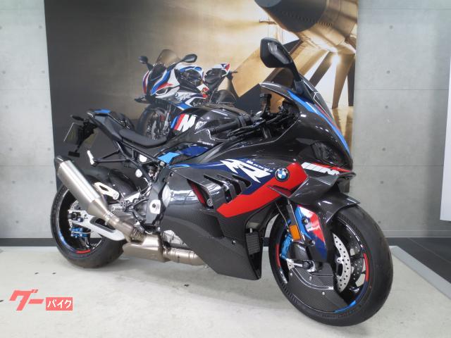 Ｍ１０００ＲＲ　Ｍモータースポーツ／カーボン　２０２４モデル・カーボンホイール・クルーズＣｎｔｌ・グリップヒーター・ＥＴＣ２．０