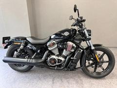 ＨＡＲＬＥＹ−ＤＡＶＩＤＳＯＮ　ＲＨ９７５　ナイトスター　２０２３モデル　エンジンガード　ヘビーブリーザーエアクリーナー　アドバーサリーコレクションパーツ付き