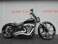 ＨＡＲＬＥＹ−ＤＡＶＩＤＳＯＮ　ＦＸＢＲ　ソフテイル　ブレイクアウト　社外Ｆ２６Ｒ１８インチホイール・バンスマフラー・エアサス・１２インチエイプハンドル・他