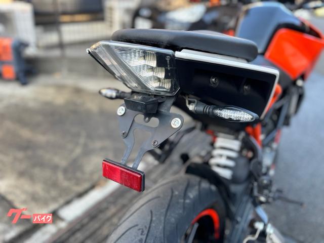 KTM 125デューク JPA フェンダーレス クロ／オレンジ｜BEE