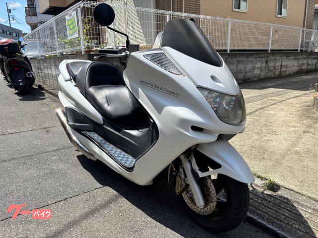マジェスティ 有名ショップコンプリートカー カスタム VERSUS ブレンボキャリパー 低走行 ローダウン 新品グリップ
