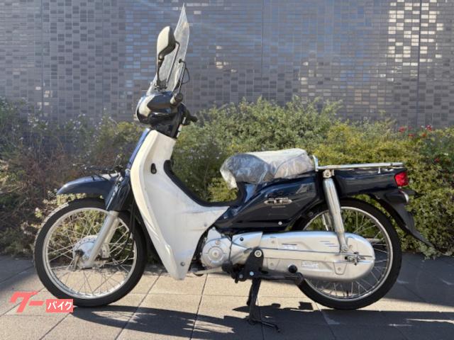 超高年式‼️ AA04 カブ50 リッター110キロ　低燃費　プラグオイル交換済‼️ ホンダ スーパーカブ50 AA04 風防付き 1万キロ未満｜吉田
