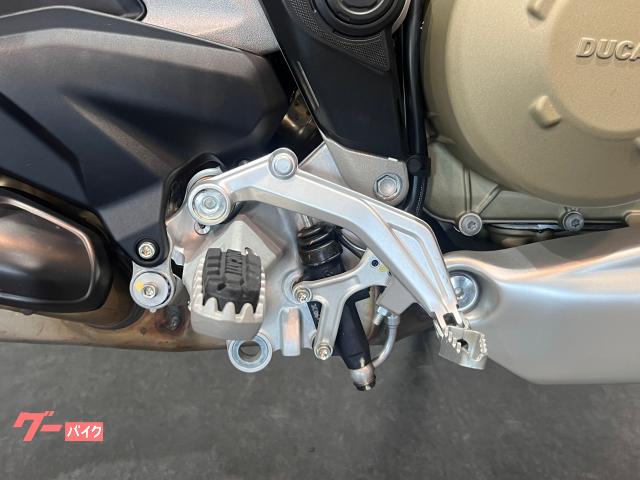 DUCATI V4S 2023 2023 — миниатюра 6