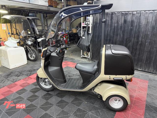 ホンダ ジャイロキャノピー 4スト後期型 ワイドバイザー、リア