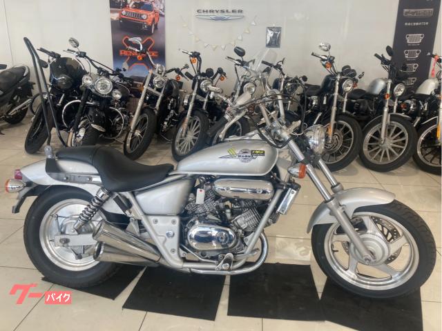 Ｖ−ＴＷＩＮ　ＭＡＧＮＡ　ＭＣ２９　ＭＣ１５Ｅ　４ストロークエンジン　キャブレター　社外ハンドルポスト　社外ハンドル　シーシーバー