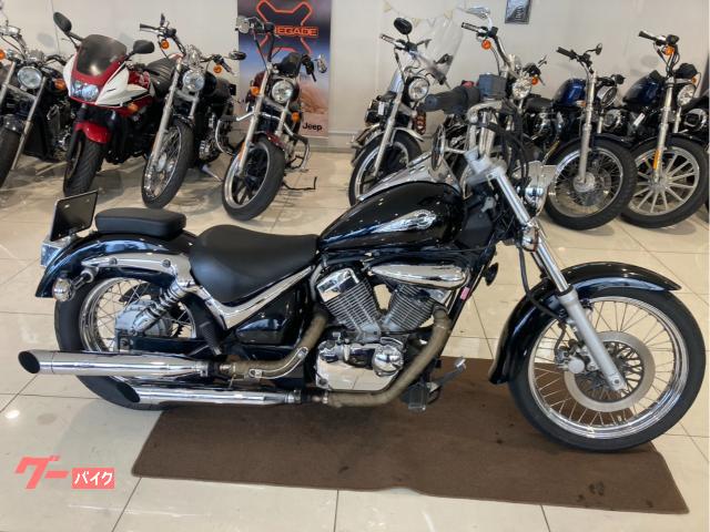 イントルーダーＬＣ２５０　ＶＪ５１Ａ　４ストロークエンジン　キャブレター　社外マフラー