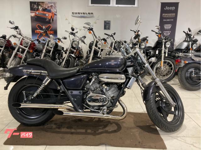 Ｖ−ＴＷＩＮ　ＭＡＧＮＡ　ＭＣ２９　ＭＣ１５Ｅ　４ストロークエンジン　キャブレター　ギアインジケーター　タコメーター　社外マフラー
