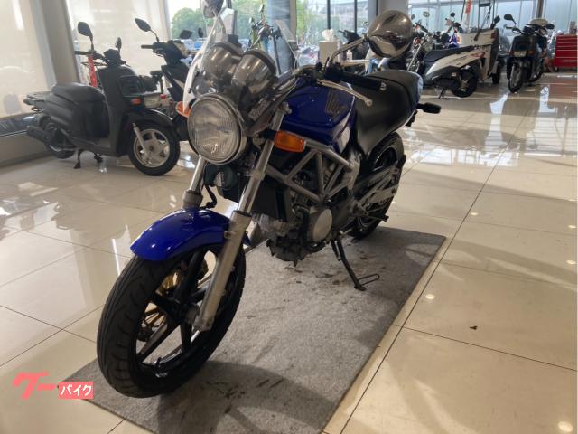 ホンダ VTR250 MC33 MC15E 4ストロークエンジン ホンダ VTR250 MC33 MC15E 4ストロークエンジン