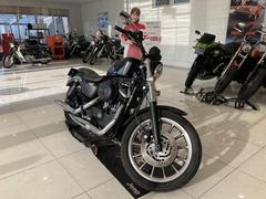 ＨＡＲＬＥＹ−ＤＡＶＩＤＳＯＮ　ＸＬ８８３Ｒ　ＣＳ２　４ストロークエンジン　フューエルインジェクション　カスタムタンデムシート　サイドバック　ニーグリップバー