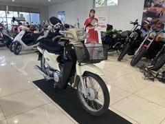 ホンダ　スーパーカブ１１０　ＪＡ１０　ＪＡ１０Ｅ　４ストロークエンジン　フューエルインジェクション　ロングシート　フロントカゴ　シート張替