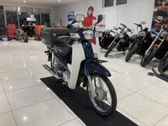 ホンダ　スーパーカブ５０　ＡＡ０４　４ストロークエンジン　フューエルインジェクション　リアキャリア　リアボックス　フロントキャリア