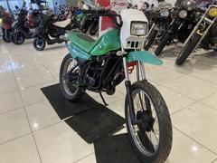 ヤマハ　ＤＴ５０　１７Ｗ　５Ｒ２　２ストロークエンジン　キャブレター　ウィルズウィンマフラーカッター　サイドスタンド　リアキャリア