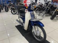 ホンダ　スーパーカブ５０　ＡＡ０９　ＡＡ０４Ｅ　４ストロークエンジン　フューエルインジェクション　フロントカゴ　サイドスタンド